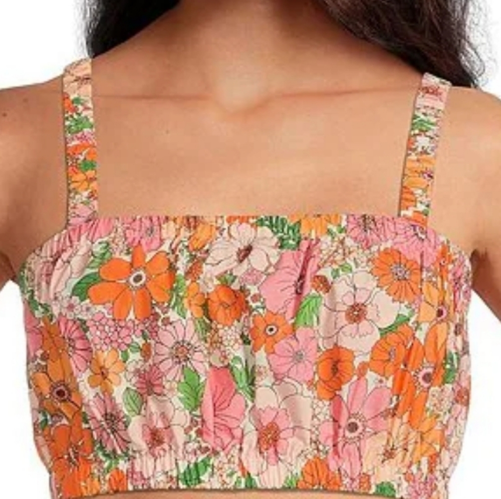 Gianni Bini NWT  Floral Square Neck Crop Blouse